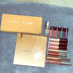 Anastasia Beverly Hills Makeup Bundle!!!